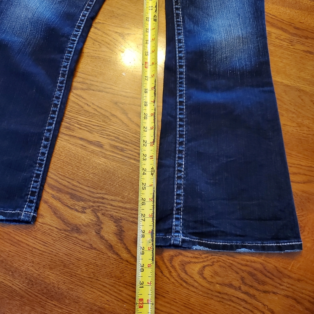 Silver Jean's - Picture 2 of 10